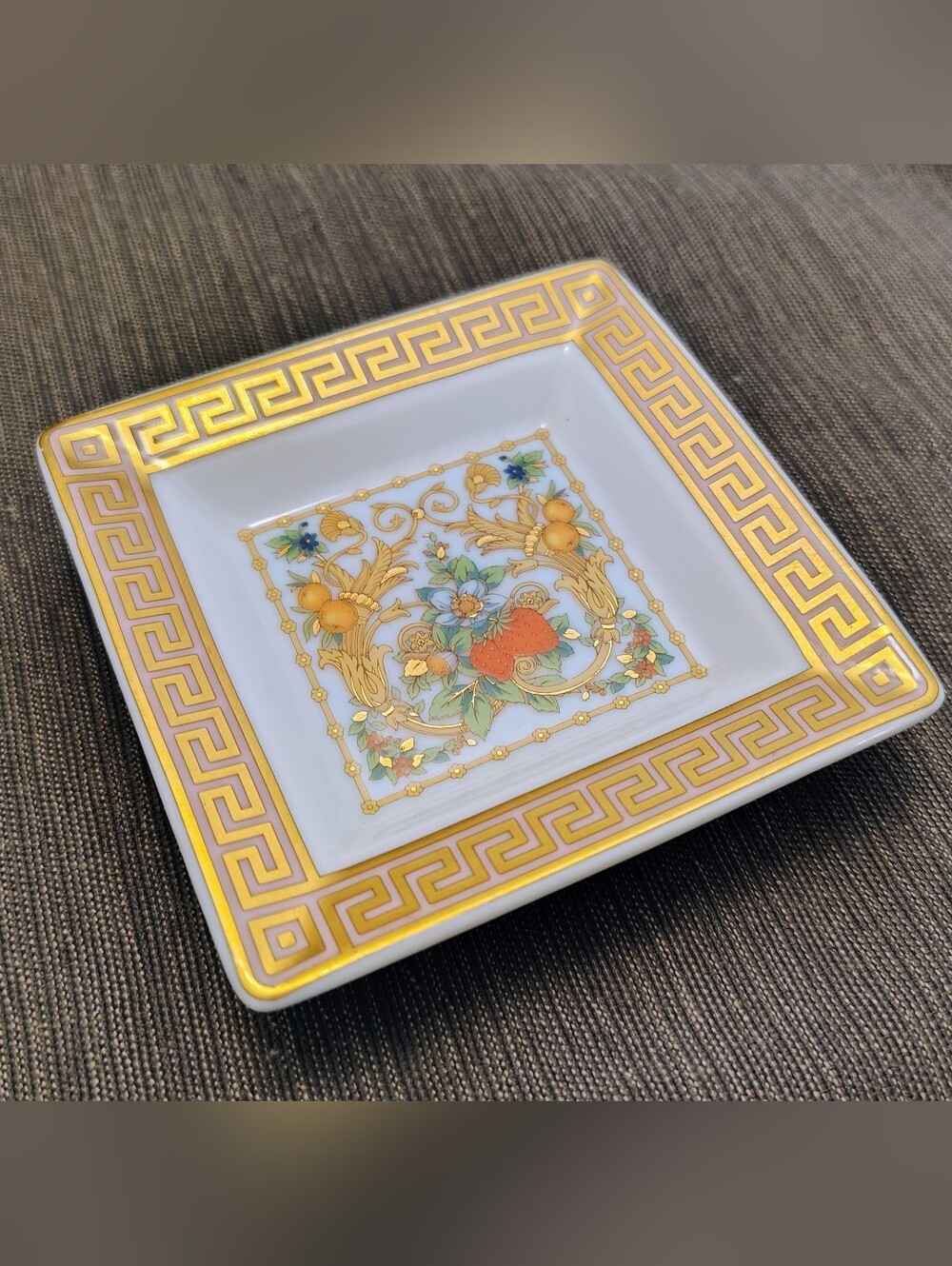 Versace Rosenthal Le Jardin de Versace Tray for Trinkets Jewelry Etc (3cm x 3cm)